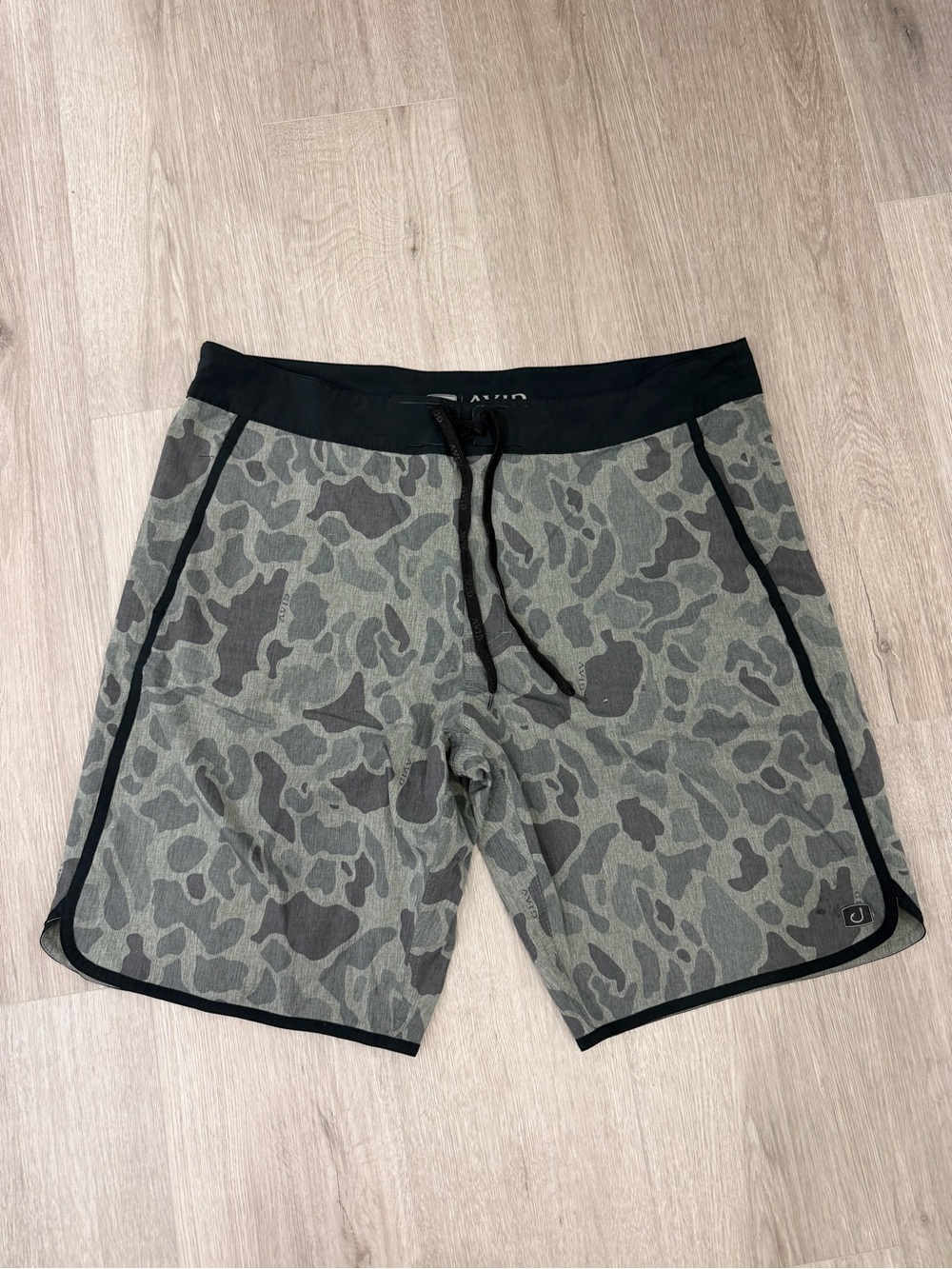 Men's Camo Hybrid Shorts with Drawstring - Green/Gray